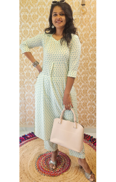 Blue & white Camel print cod set 